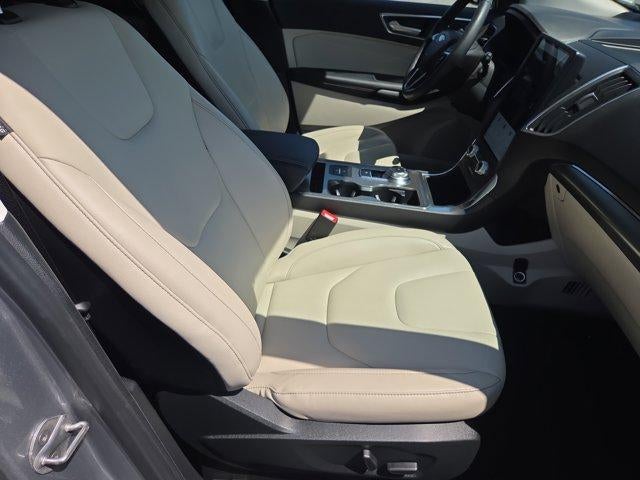 2022 Ford Edge Titanium AWD