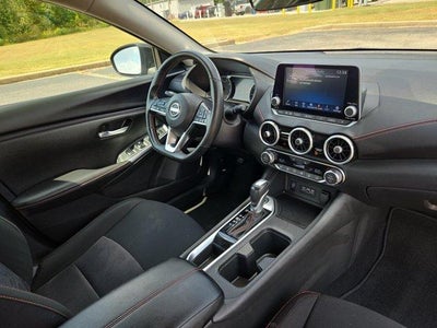 2025 Nissan Sentra SR CVT