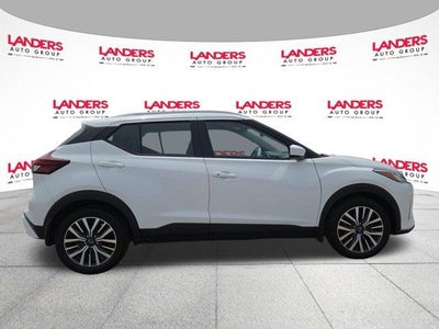 2023 Nissan Kicks SV FWD