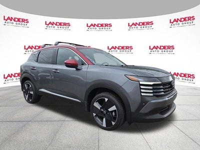 2025 Nissan Kicks SR FWD