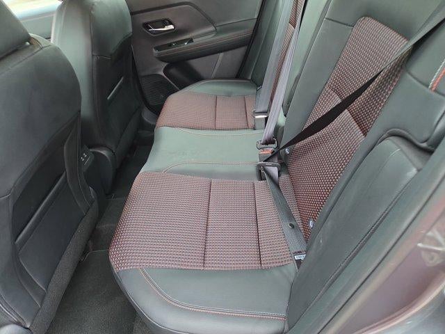 2025 Nissan Kicks SR FWD