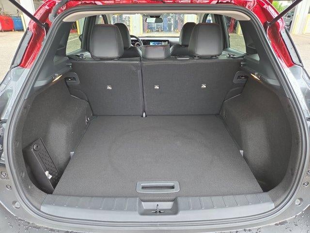 2025 Nissan Kicks SR FWD