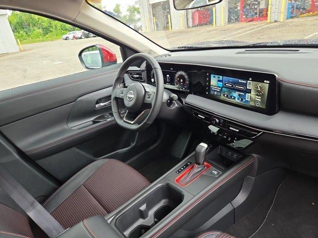 2025 Nissan Kicks SR FWD