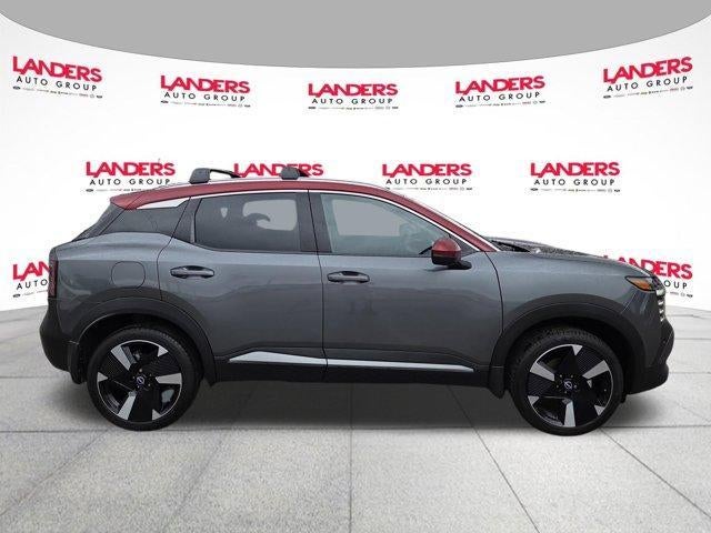 2025 Nissan Kicks SR FWD