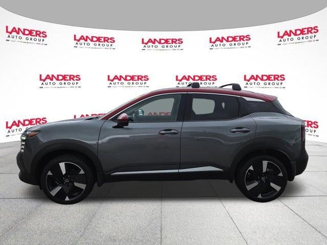 2025 Nissan Kicks SR FWD