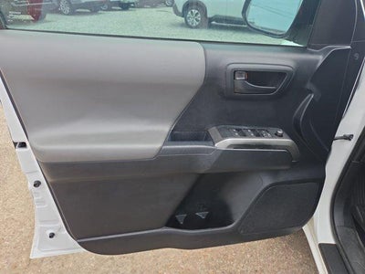 2018 Toyota Tacoma SR5 Double Cab 5' Bed V6 4x2 AT (GS)
