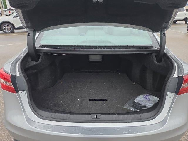 2017 Toyota Avalon XLE (SE)
