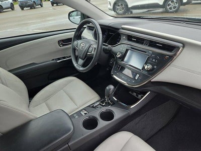 2017 Toyota Avalon XLE (SE)