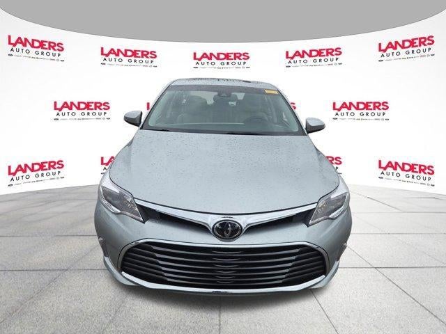2017 Toyota Avalon XLE (SE)