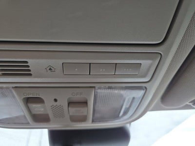 2015 Honda Odyssey Touring with DVD Rear Entertainment System and Navigation