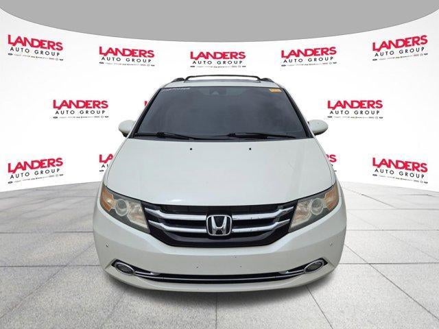 2015 Honda Odyssey Touring with DVD Rear Entertainment System and Navigation