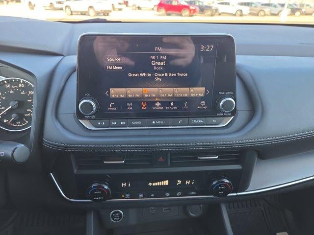 2023 Nissan Rogue FWD SV