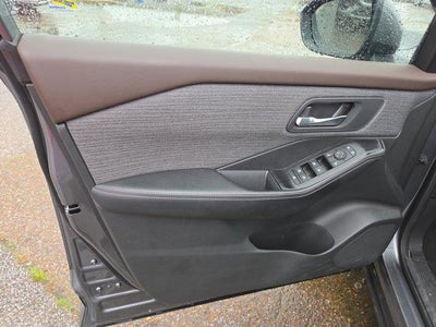 2023 Nissan Rogue FWD SV
