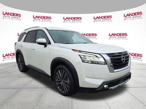 2022 Nissan Pathfinder SL 2WD