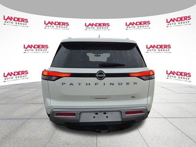 2022 Nissan Pathfinder SL 2WD
