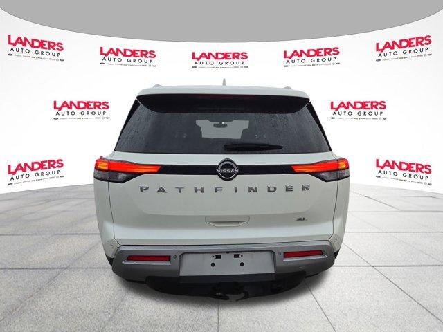 2022 Nissan Pathfinder SL 2WD