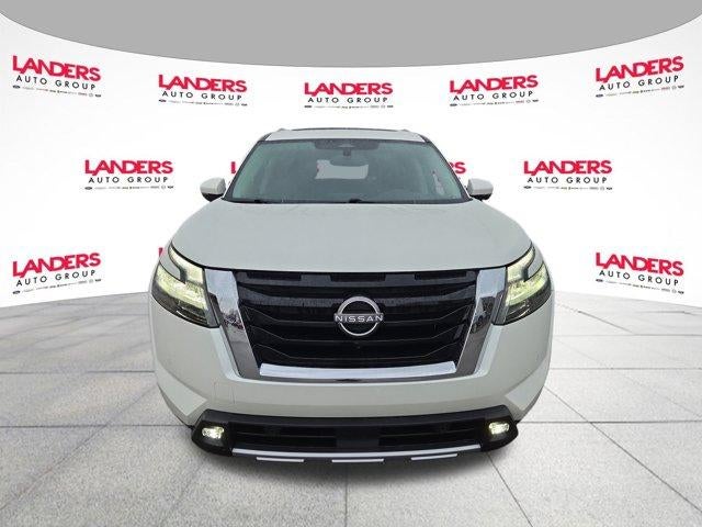 2022 Nissan Pathfinder SL 2WD