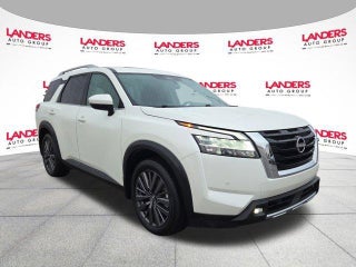 2022 Nissan Pathfinder SL 2WD