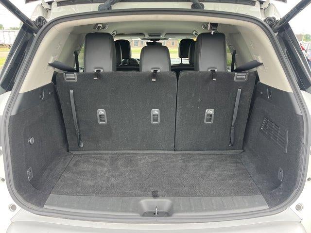 2023 Nissan Pathfinder SL 4WD