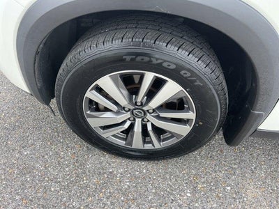 2023 Nissan Pathfinder SL 4WD