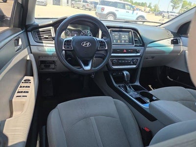 2019 Hyundai SONATA SE 2.4L