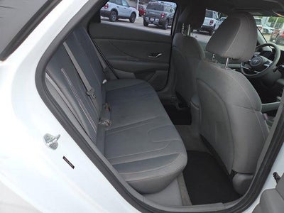 2022 Hyundai ELANTRA SEL IVT