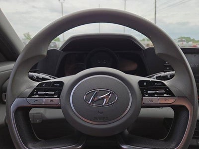 2022 Hyundai ELANTRA SEL IVT