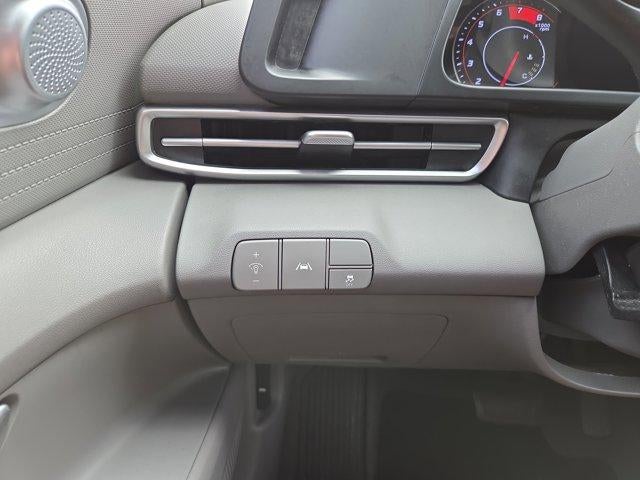 2022 Hyundai ELANTRA SEL IVT