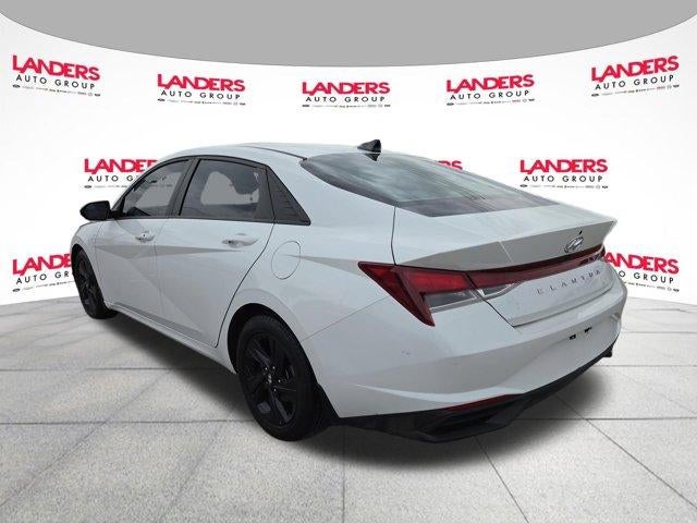 2022 Hyundai ELANTRA SEL IVT
