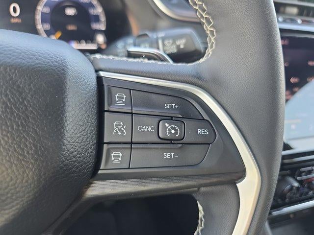 2023 Jeep Grand Cherokee L Altitude 4x4