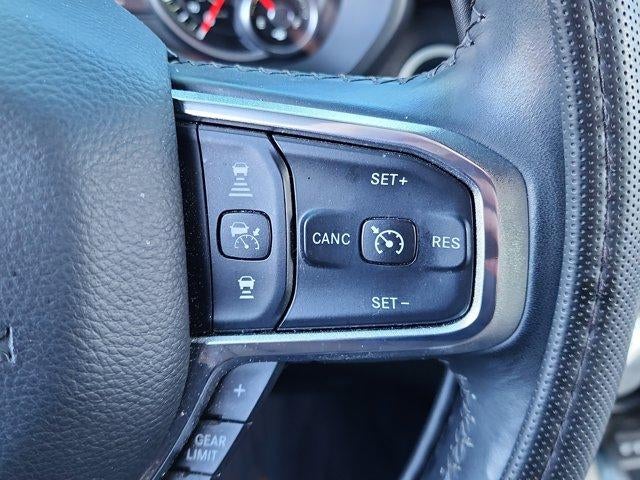 2019 RAM 1500 Laramie 4x4 Crew Cab 5'7" Box