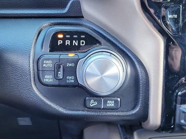 2019 RAM 1500 Laramie 4x4 Crew Cab 5'7" Box