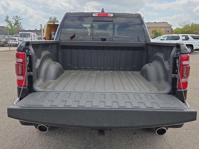 2022 RAM 1500 Laramie 4x4 Crew Cab 5'7" Box