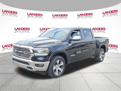 2022 RAM 1500 Laramie 4x4 Crew Cab 5'7" Box