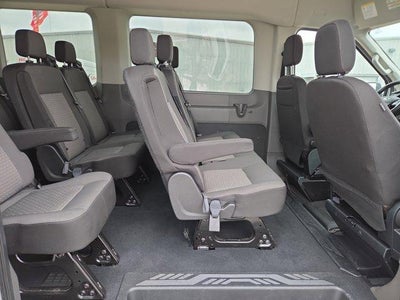 2023 Ford Transit Passenger Wagon T-350 148" Med Roof XLT RWD