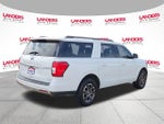 2022 Ford Expedition Max XLT 4x2