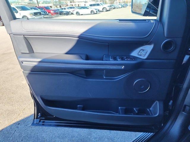 2024 Ford Expedition Max XLT 4x4