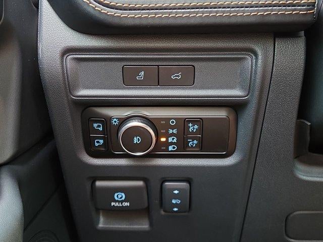 2023 Ford Expedition Max Platinum 4x2