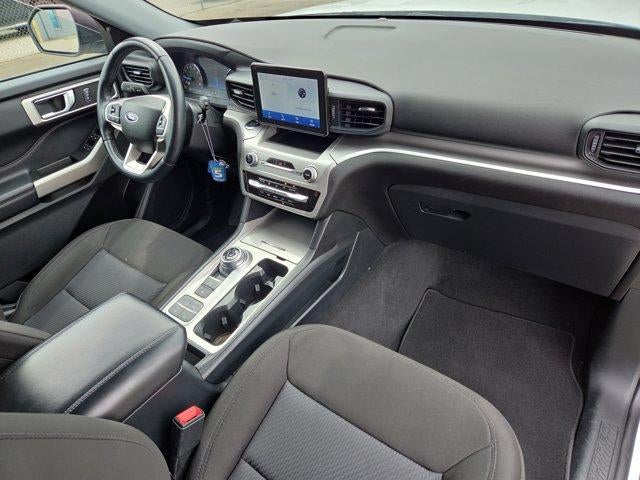 2022 Ford Explorer XLT RWD
