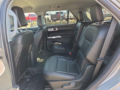 2023 Ford Explorer XLT 4WD