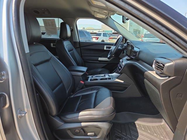 2023 Ford Explorer XLT 4WD