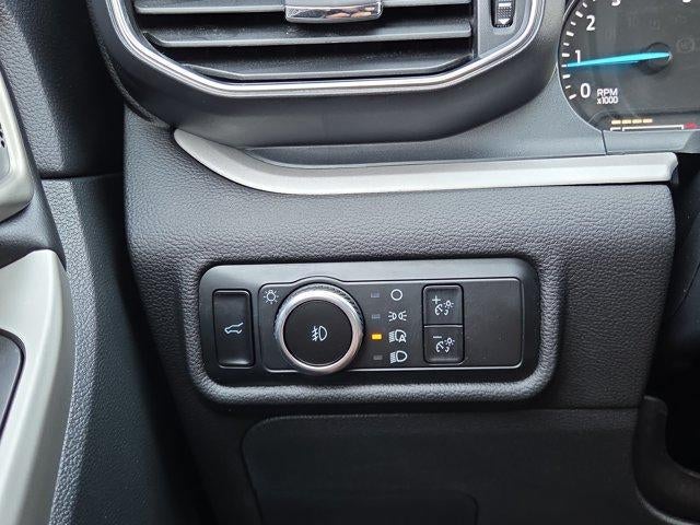 2023 Ford Explorer XLT 4WD