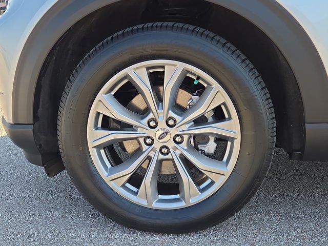 2023 Ford Explorer XLT 4WD
