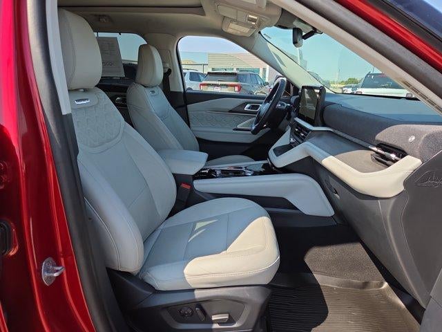 2025 Ford Explorer Platinum 4WD