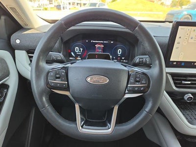 2025 Ford Explorer Platinum 4WD
