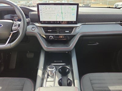 2025 Ford Explorer ST-Line 4WD