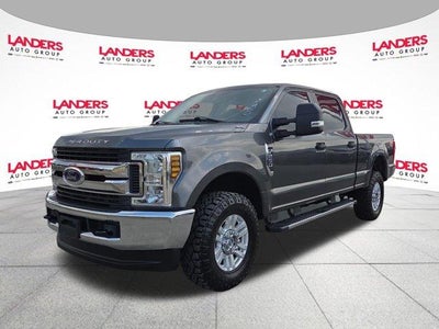 2019 Ford Super Duty F-250 SRW LARIAT 4WD Crew Cab 6.75' Box