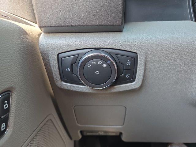2019 Ford Super Duty F-250 SRW LARIAT 4WD Crew Cab 6.75' Box
