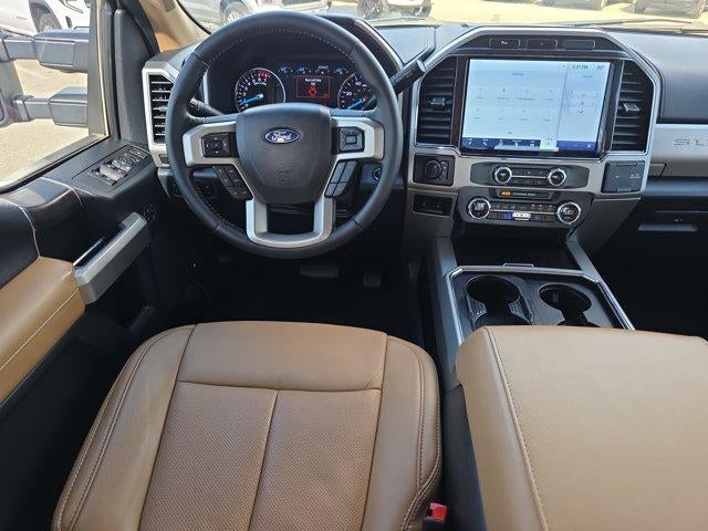 2022 Ford Super Duty F-250 SRW LARIAT 4WD Crew Cab 6.75' Box