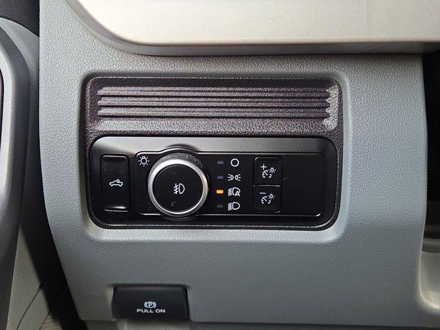 2023 Ford Super Duty F-250 SRW XLT 4WD Crew Cab 6.75' Box